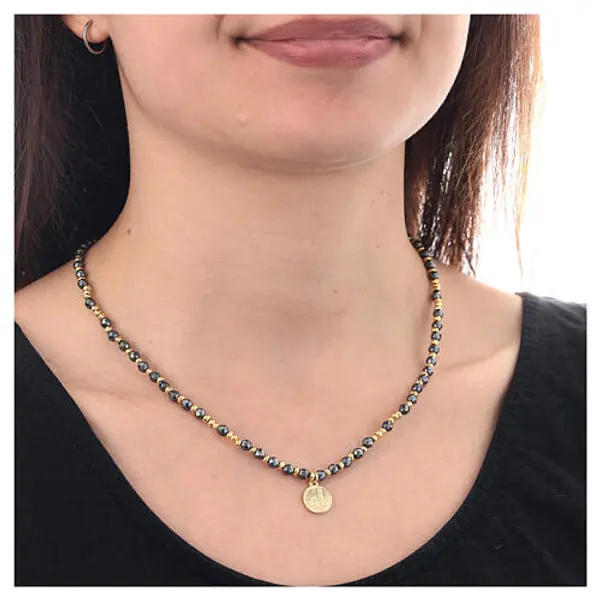 Ras de cou hématite dorée 4 mm médaille Lourdes argent 925